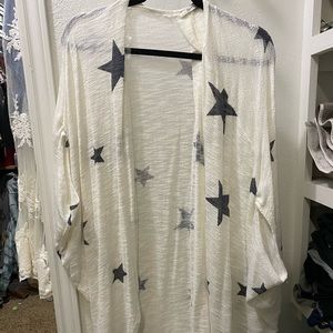 Boutique star cardigan! Never been warm!